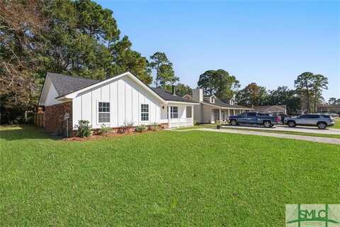 152 S Robinhood Drive, Savannah, GA 31406