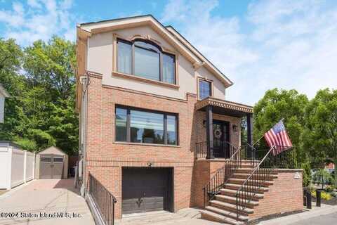 15 Comfort Court, Staten Island, NY 10312