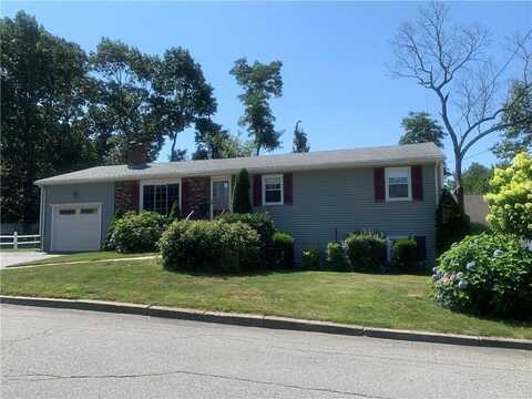 25 Twins Lane, North Providence, RI 02904