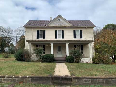 209 N Hamilton Street, Eden, NC 27288