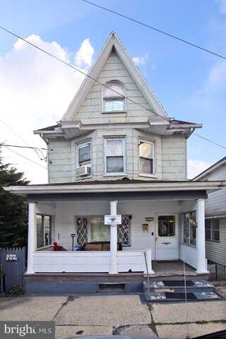 311 W ABBOTT ST, LANSFORD, PA 18232