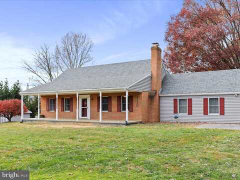 110 COURTLAND WAY, EDINBURG, VA 22824