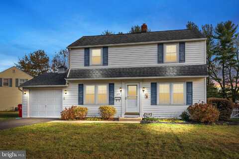 135 WOODLAWN ROAD, WARMINSTER, PA 18974