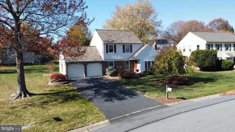 318 FAULKNER DRIVE, LANCASTER, PA 17601