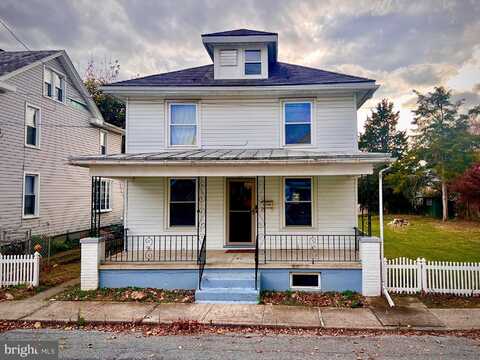 25 S CENTER AVENUE, PALMYRA, PA 17078