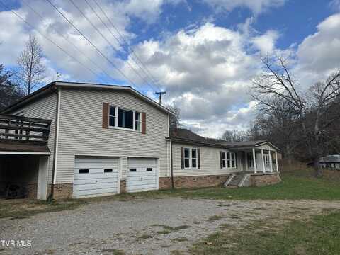 11511 Meade Fork Road, Pound, VA 24279