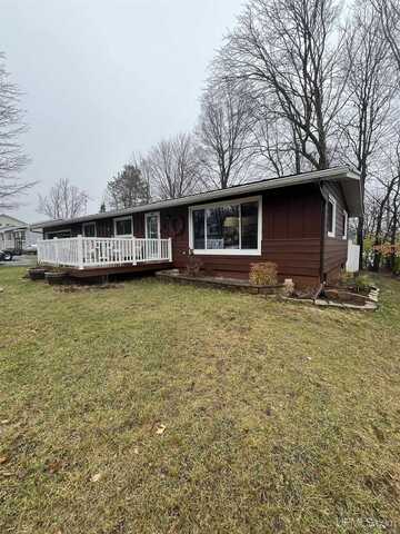 235 S Rose, Ishpeming, MI 49849