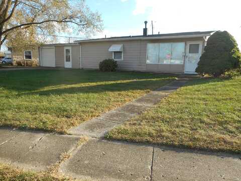 200 Fenwick Drive, New Carlisle, OH 45344