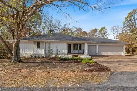 2 Worth PL, Bella Vista, AR 72715