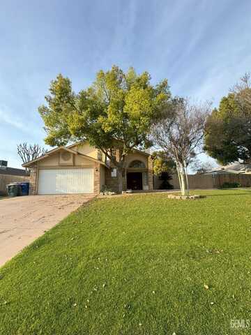 14004 San Lazaro Avenue, Bakersfield, CA 93314