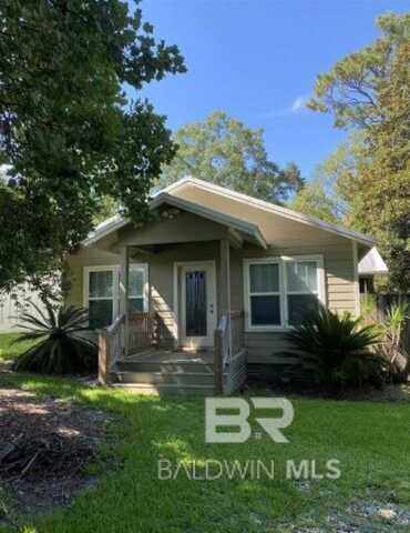 533 Gayfer Avenue, Fairhope, AL 36532