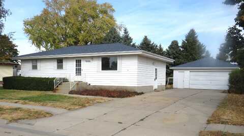 3004 34TH STREET, COLUMBUS, NE 68601