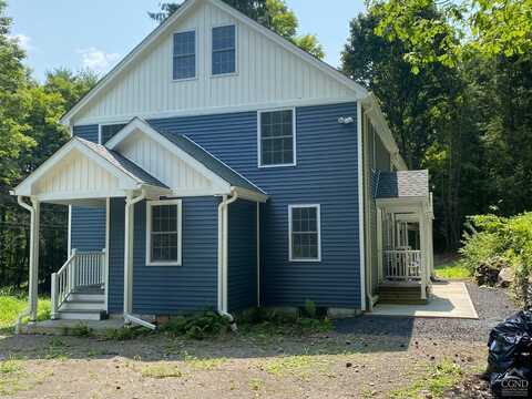 1633 County Route 41, Greenville, NY 12083