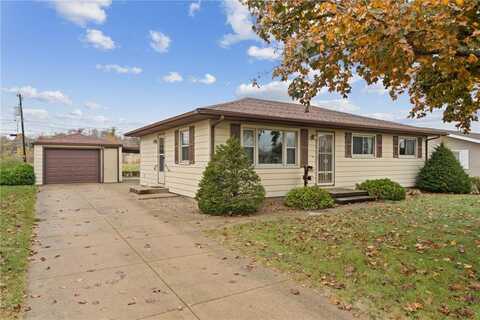 334 32nd Street NW, Cedar Rapids, IA 52405