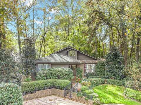 250 Spinnaker Court, Davidson, NC 28036