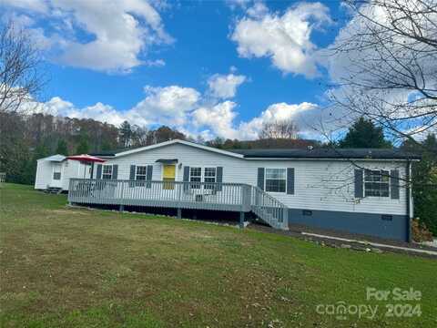 29 Little Hungry Road, Hendersonville, NC 28792