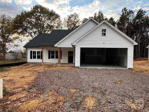 616 Carolina Avenue, Yadkinville, NC 27055