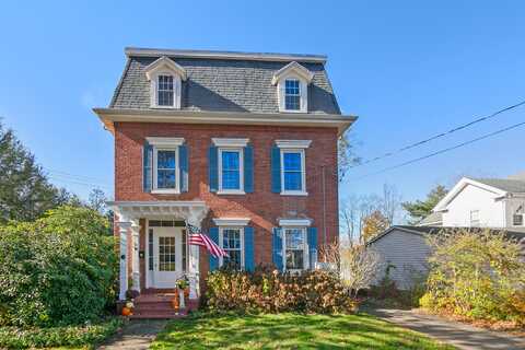 121 Hunting Hill Avenue, Middletown, CT 06457