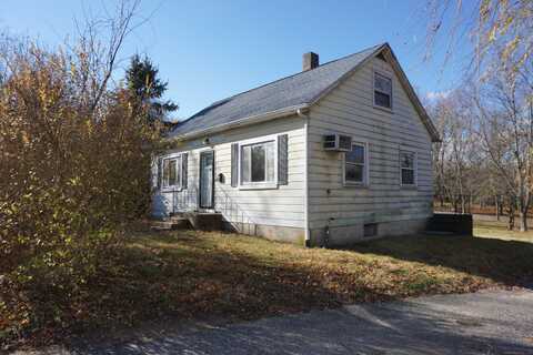 79 Hammond Court, Colchester, CT 06415