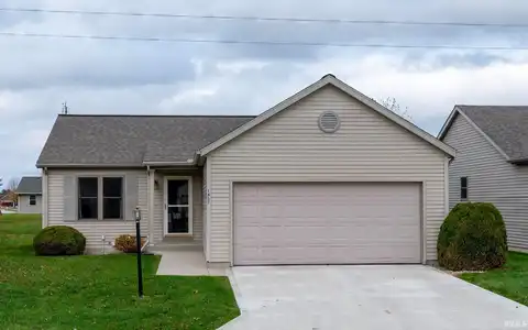 1437 Clover Creek Lane, Goshen, IN 46526