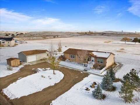 2 TUMBLEWEED Ct, Forsyth, MT 59327