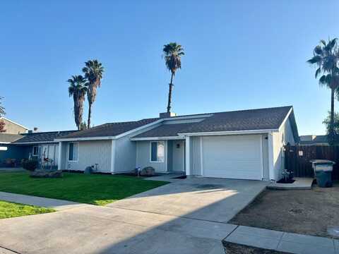 4076 Cecelia N, Fresno, CA 93722