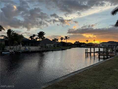 2210 SW 52nd Lane, Cape Coral, FL 33914