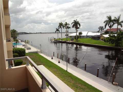 1766 Cape Coral Parkway E, Cape Coral, FL 33904