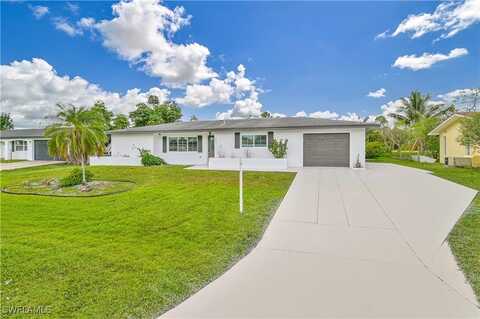 205 Redcliff Avenue, Lehigh Acres, FL 33936