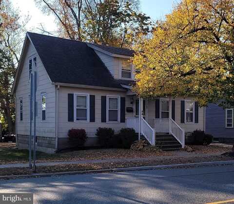 369 N MAIN STREET, WOODSTOWN, NJ 08098