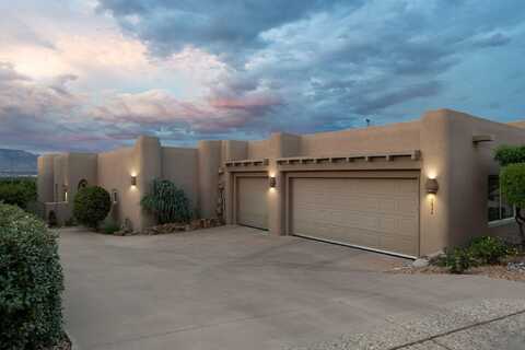 3924 OXBOW VILLAGE Lane NW, Albuquerque, NM 87120