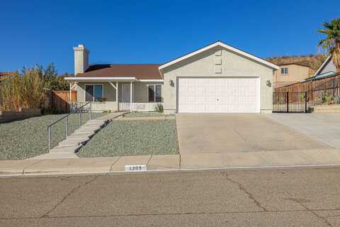 1309 Bradford Avenue, Rosamond, CA 93560