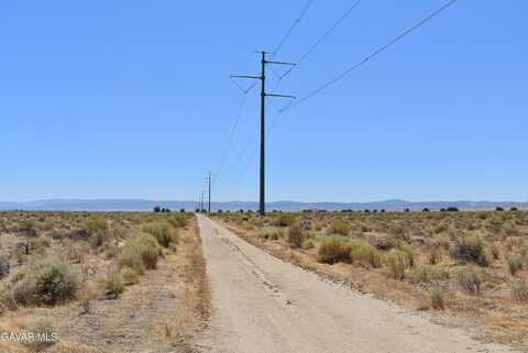 105th St West & Ave B2, Antelope, CA 93536