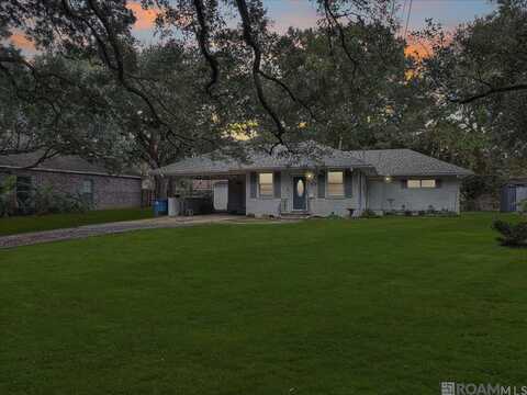 524 AVENUE F, Port Allen, LA 70767