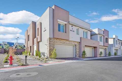 600 N Carriage Hill Drive, Las Vegas, NV 89138