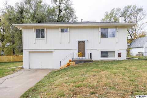 8510 Citta Drive, Bellevue, NE 68147