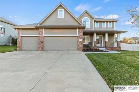 12514 S 82 Street, Papillion, NE 68046