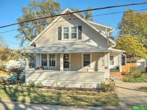 1021 N 47th Avenue, Omaha, NE 68132