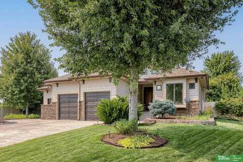 12732 S 83rd Street, Papillion, NE 68046