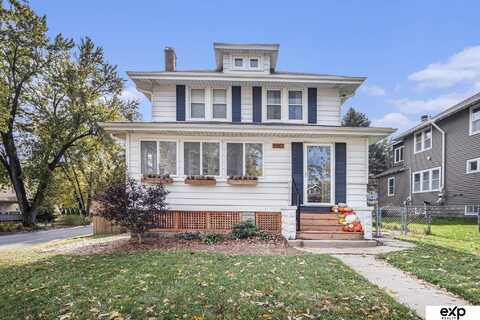 5001 NICHOLAS Street, Omaha, NE 68132