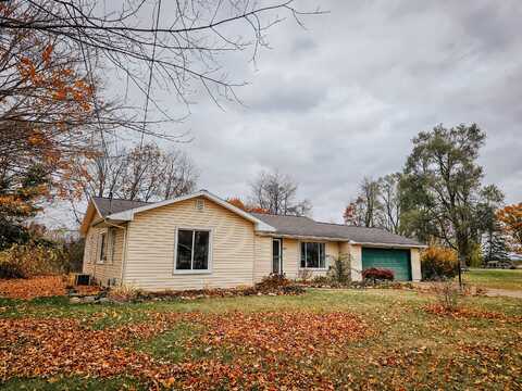 486 Salem Drive, Jonesville, MI 49250