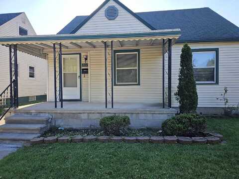 4428 Winifred Street, Wayne, MI 48184