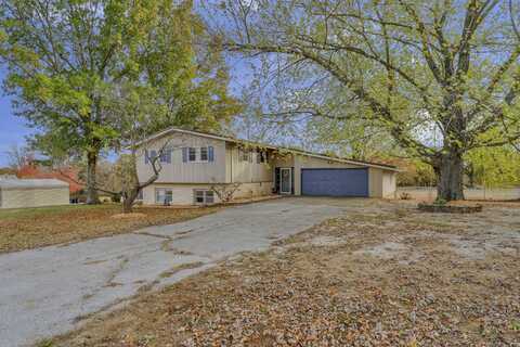 15040 E 2022 Road, Stockton, MO 65785