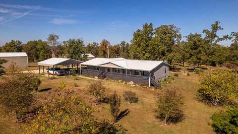 457 Banks Road, Hardy, AR 72542