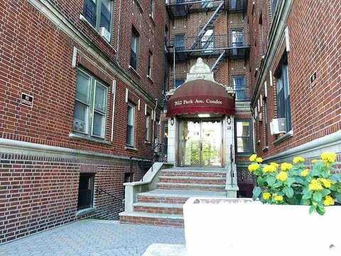 7612 PARK AVE, North Bergen, NJ 07047