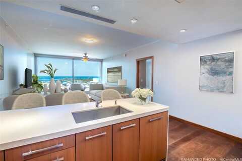 1555 Kapiolani Boulevard, Honolulu, HI 96814