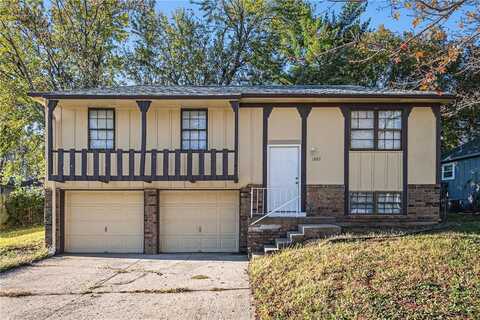 1601 NW Amesbury Road, Blue Springs, MO 64015