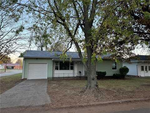 1680 1ST Avenue W, Horton, KS 66439