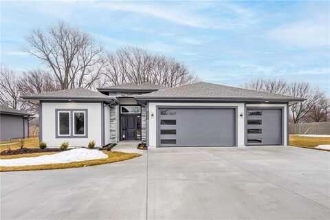 15905 S Lindenwood Drive, Olathe, KS 66062