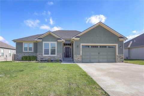 647 SW Crestview Drive, Grain Valley, MO 64029